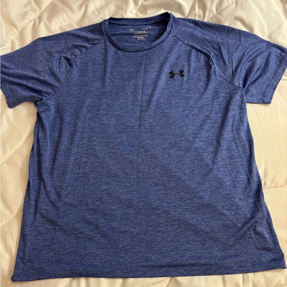 Under Armour Men’s Blue T-shirt Size X large- (take note X is faded on size tag)